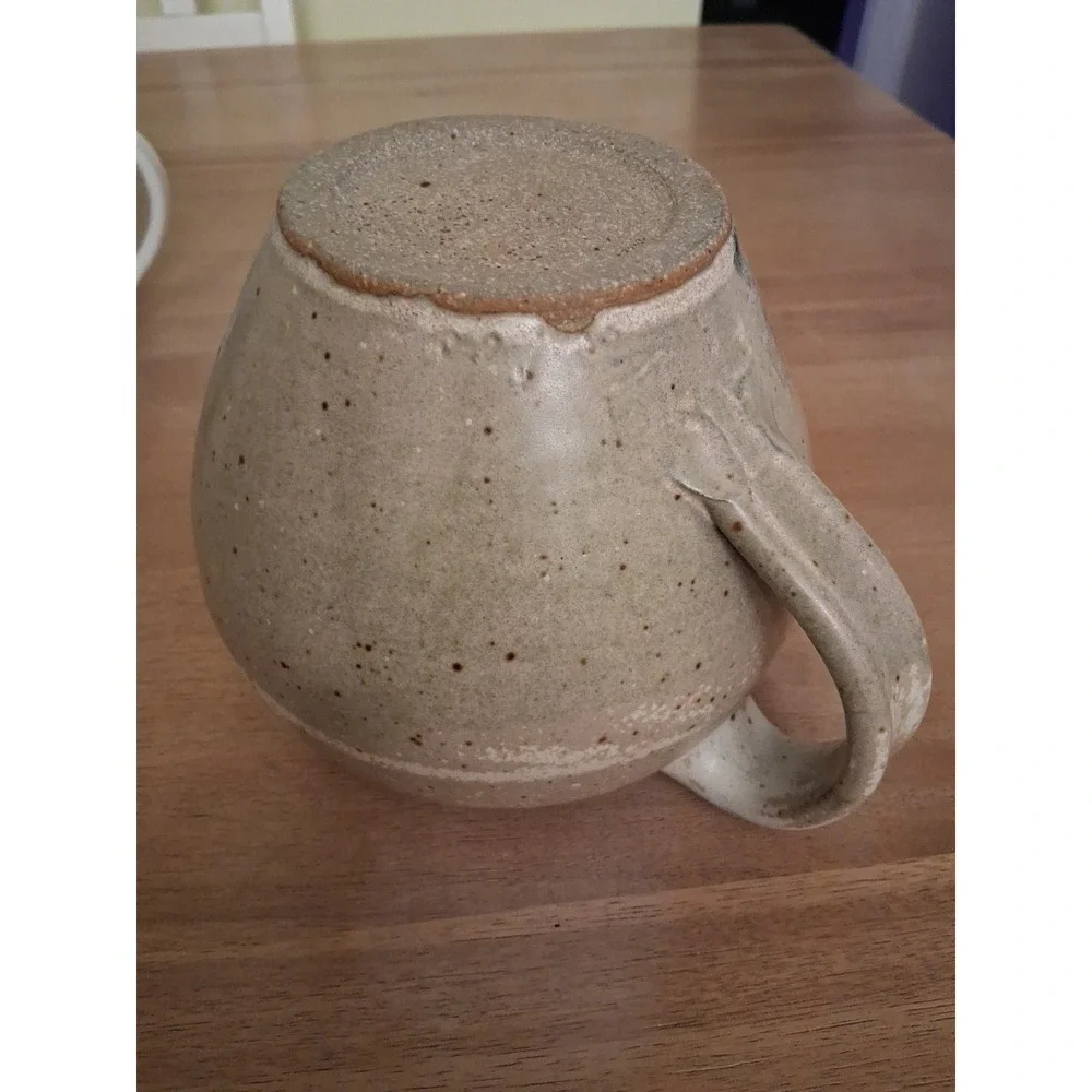 Handcrafted Studio Pottery Teapot. 4 Cups Size. - Picture 10 of 10